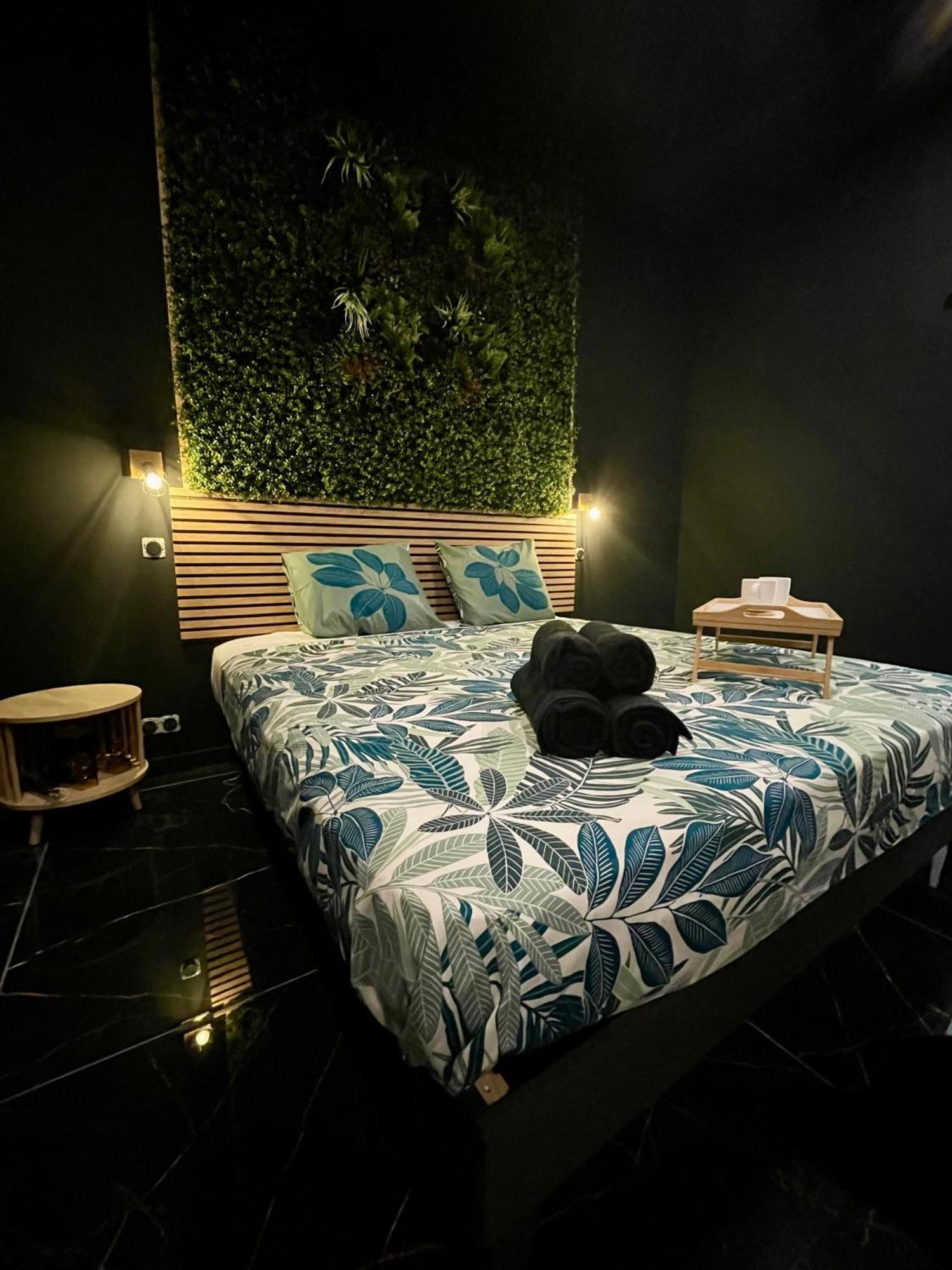 Jungle Love Room De L Hermitage Tournon-sur-Rhone Eksteriør bilde